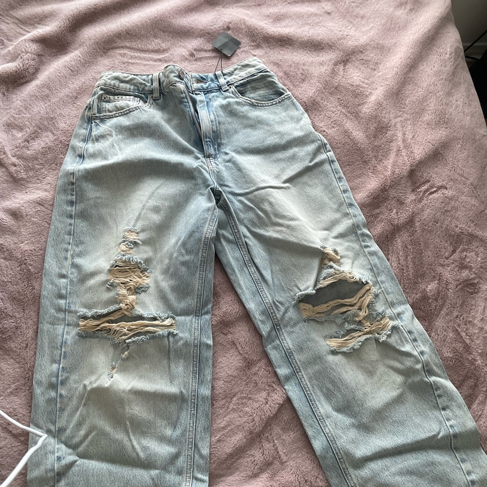 BRAND NEW WITH TAGS GARAGE “Ample Baggy Jeans” in colour Briar Blue. 05